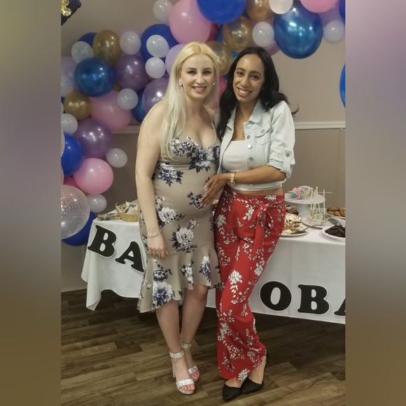 Midi dress with floral pattern - Picture 6 of 6